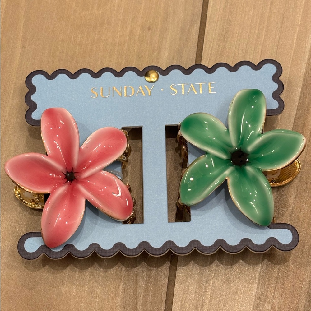 NWT Sunday State plumeria metal Hair Clips Set of 2- Green & Pink